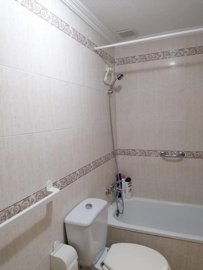 Gemuetliche Ferienwohnung In Torrevieja Ca100M Vom Strand Playa Del Cura Entfernt מראה חיצוני תמונה