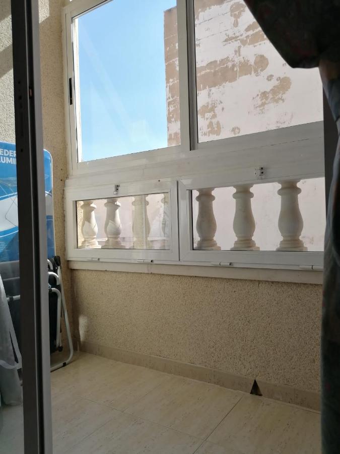 Gemuetliche Ferienwohnung In Torrevieja Ca100M Vom Strand Playa Del Cura Entfernt מראה חיצוני תמונה