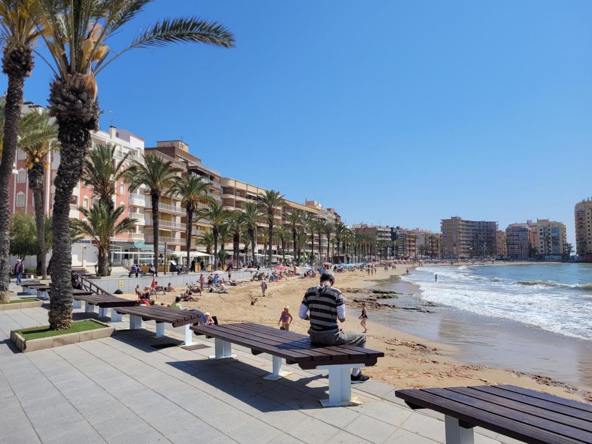 Gemuetliche Ferienwohnung In Torrevieja Ca100M Vom Strand Playa Del Cura Entfernt מראה חיצוני תמונה